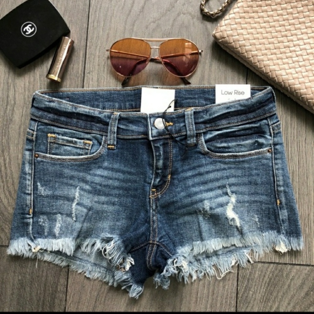 ♨Denim distressed shorts - Picture 1 of 3